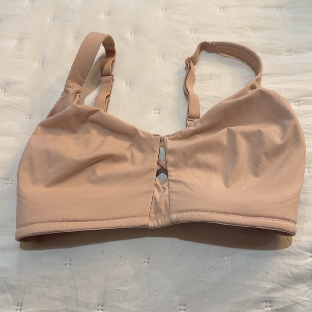 Bare Necessities The Absolute Wire-free Minimizer Size 34G NWOT Nude